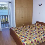 By The Sea Kneza, Korcula - 167 Апартаменты *