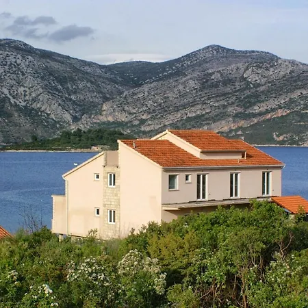 By The Sea Kneza, Korcula - 167 *